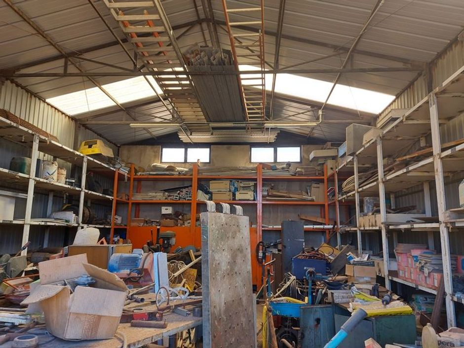 #10007 Capannoni industriali con corte di pertinenza in vendita - foto 14