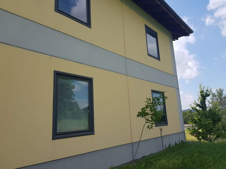 #10042 Capannone commerciale con Show room, uffici e magazzini in vendita - foto 29