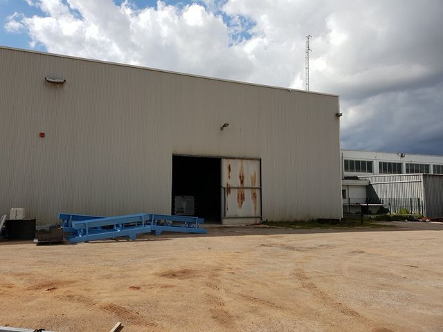Fabbricati industriali in vendita