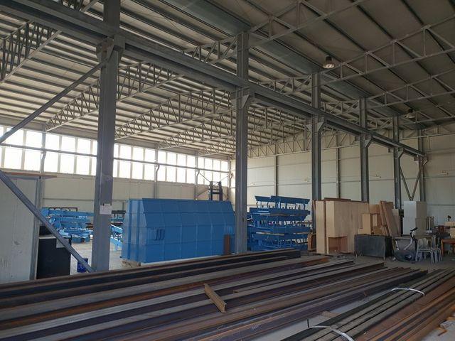 Fabbricati industriali in vendita