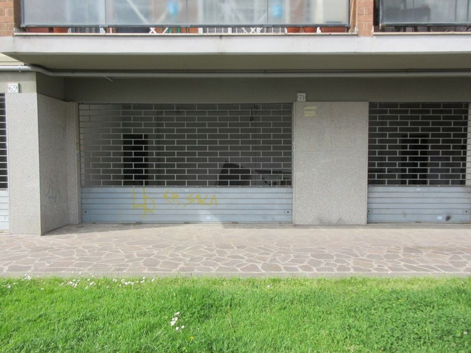 #10309 Locale commerciale di due piani (sub 35) in vendita - foto 1