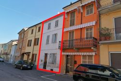 Earth sky home - Lote 10356 (Subasta 10356)
