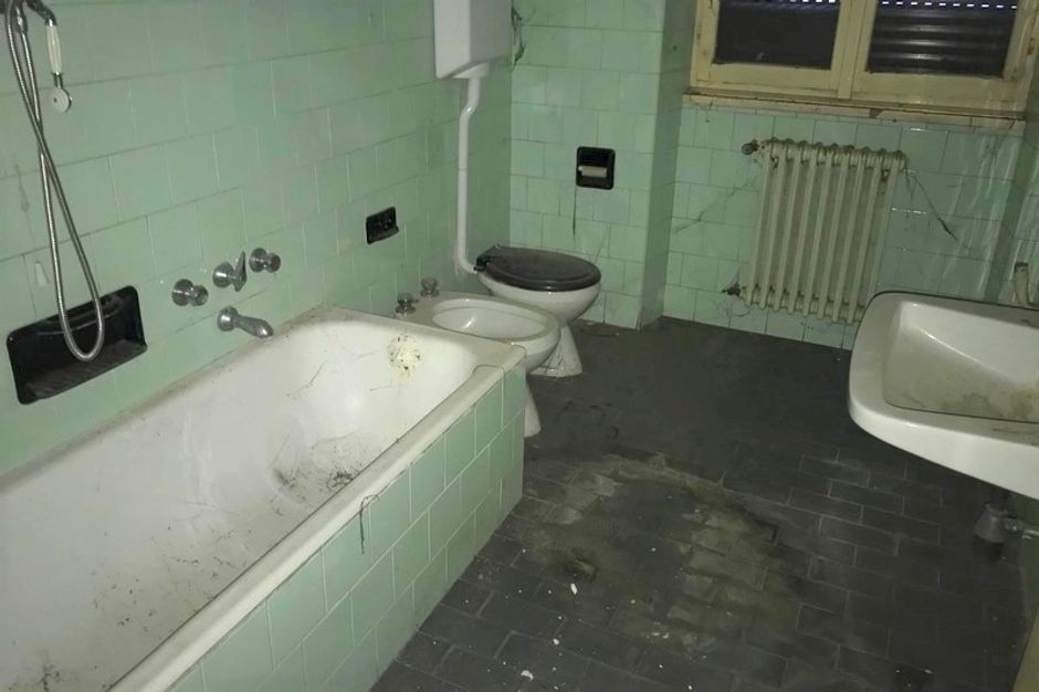#10370 Negozio con due appartamenti e parcheggio in vendita - foto 9