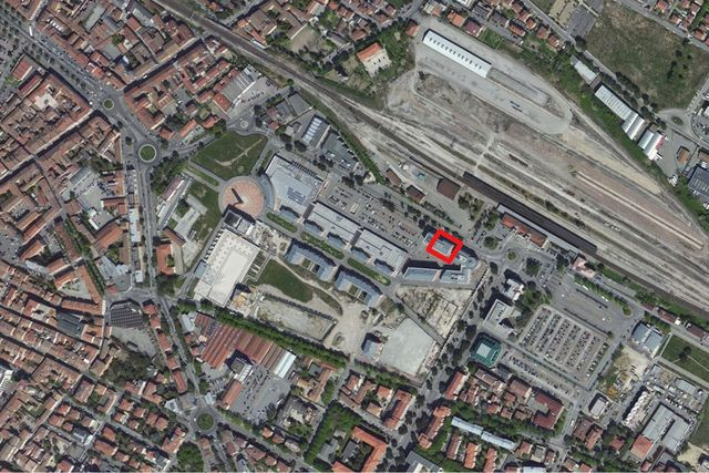 Grandi dimensioni in vendita