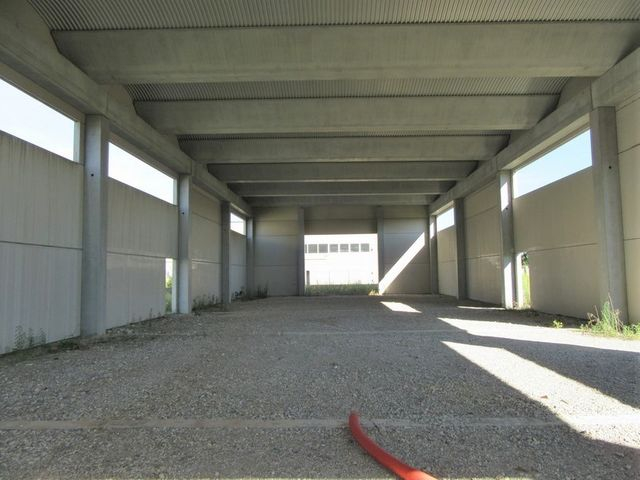 Stabilimenti produttivi in vendita
