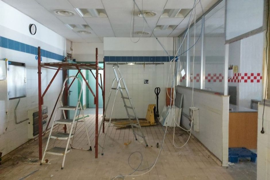 #10514 Edificio commerciale con parcheggio privato in vendita - foto 5