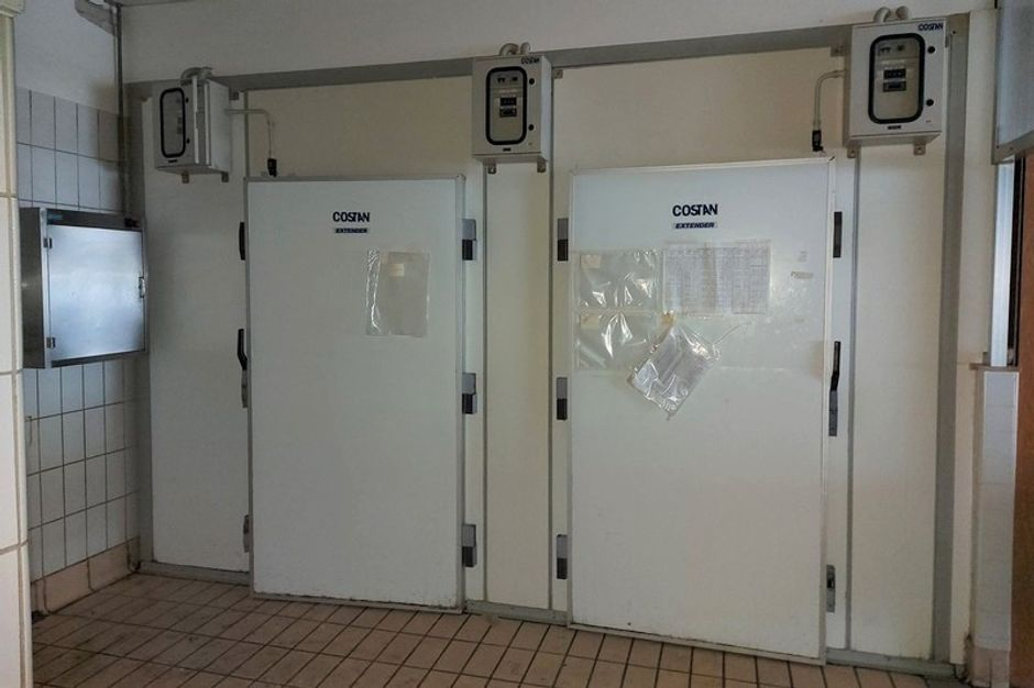 #10514 Edificio commerciale con parcheggio privato in vendita - foto 6