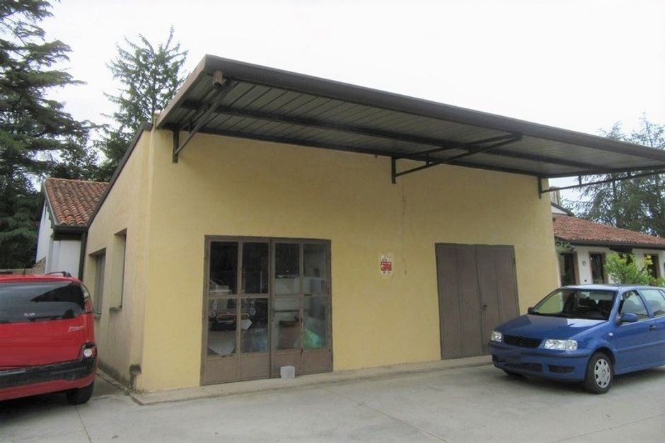 #10516 Complesso produttivo con capacità edificatoria in vendita - foto 4