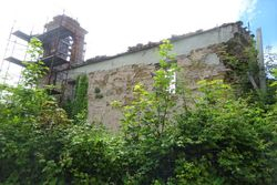Land in the hills with a ruined church - Lot 10545 (Auction 10545)