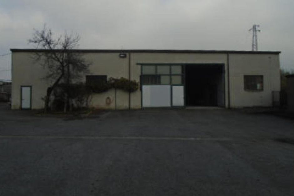 #10568 Capannone uso deposito in vendita - foto 1