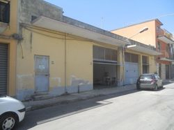 Warehouse used as a workshop and washing as well as solar roof - Lot 10677 (Auction 10677)