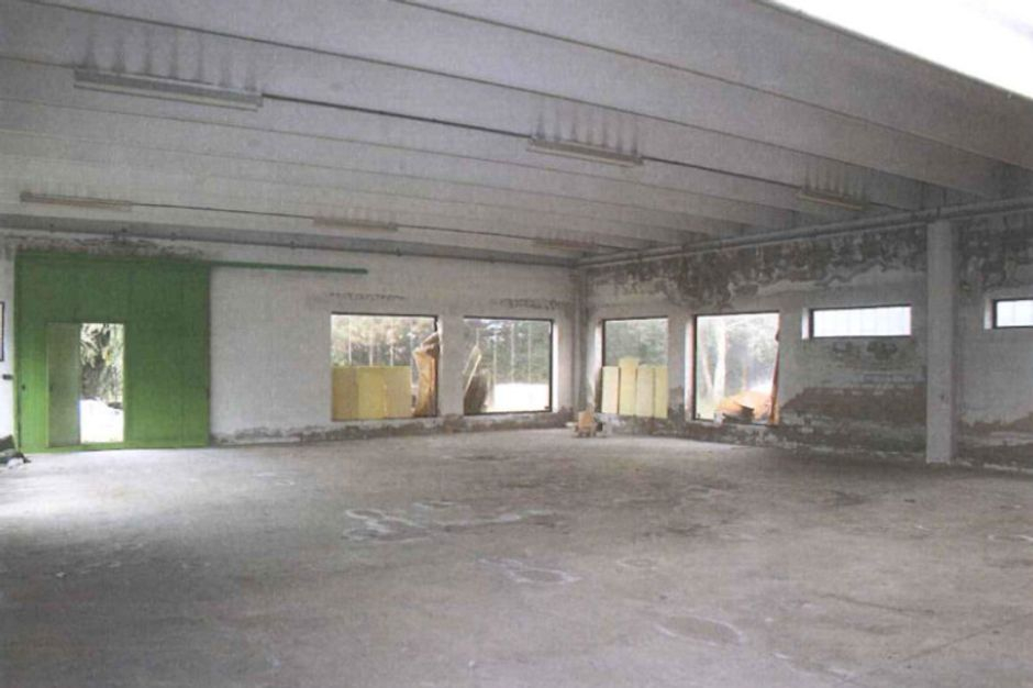 #10769 Capannone con locale commerciale e due appartamenti in vendita - foto 5