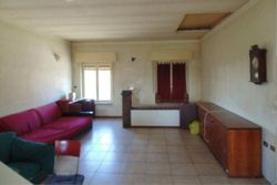 Full apartment property plus share of a laboratory and two warehouses - Lot 10825 (Auction 10825)