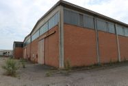 Immagine n2 - Due edifici ad uso industriale - Asta 10895