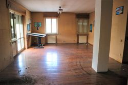 Office use apartment on the first floor - Lot 10921 (Auction 10921)