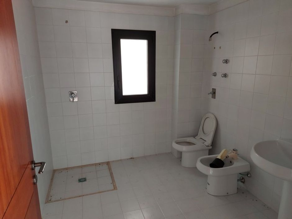#10935 Negozio, ufficio e 2 magazzini zona centrale in vendita - foto 11