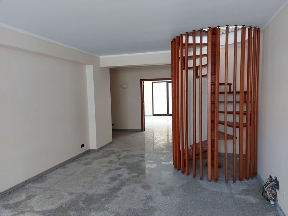 #10935 Negozio, ufficio e 2 magazzini zona centrale in vendita - foto 14
