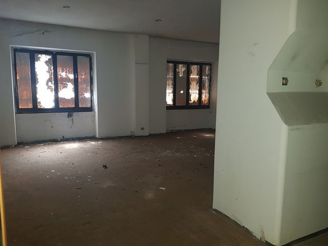 Negozi in vendita