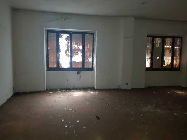 Negozi in vendita