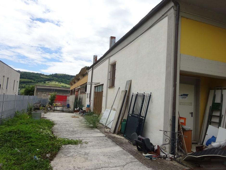 #10973 Capannone artigianale di 637 mq in vendita - foto 2