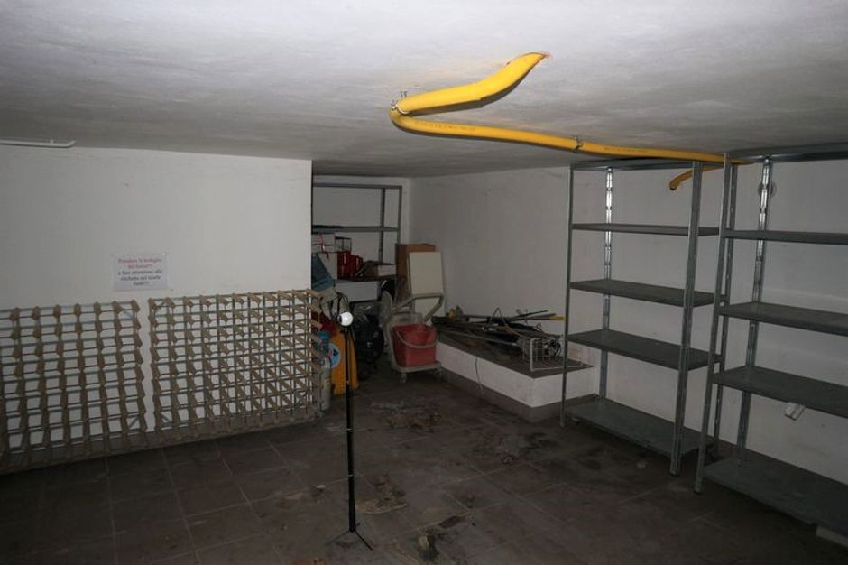 #10992 Porzione di edificio adibito a ristorante/ufficio e centro benessere in vendita - foto 8