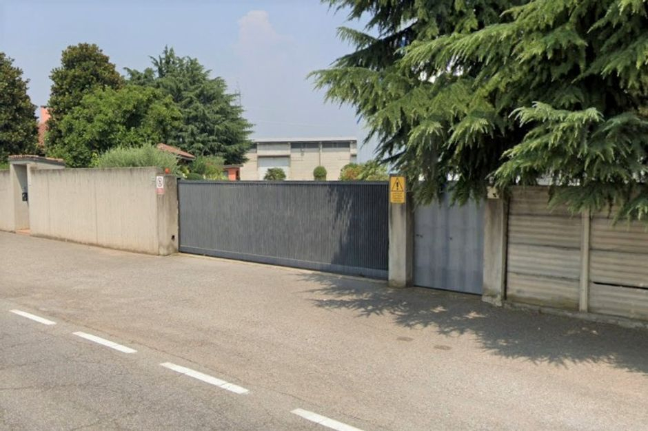 #11005 Capannone artigianale con cortile privato in vendita - foto 5
