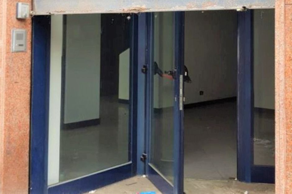 #11050 Quota 1/4 negozio su due piani con terrazzo in vendita - foto 10