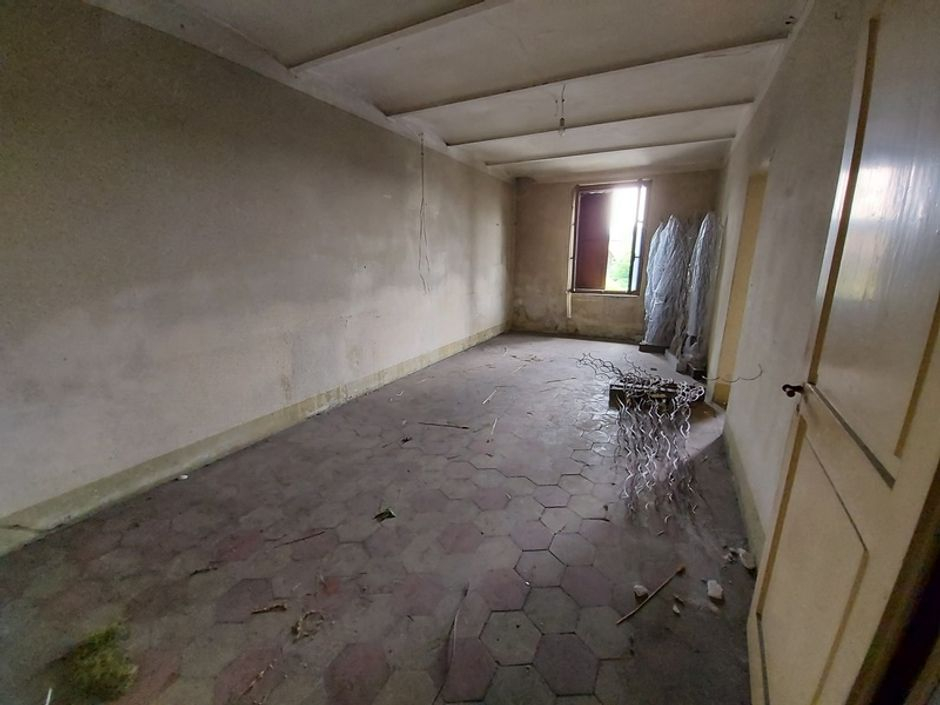 #11061 Edificio commerciale con unità residenziali in vendita - foto 15