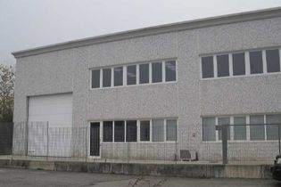 Capannoni artigianali in vendita