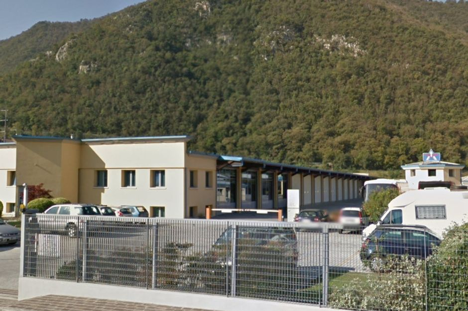 #11133 Complesso produttivo (ex rimessaggio autobus) in vendita - foto 4