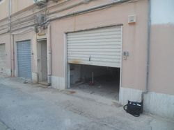 Large garage in a residential complex - Lot 11139 (Auction 11139)
