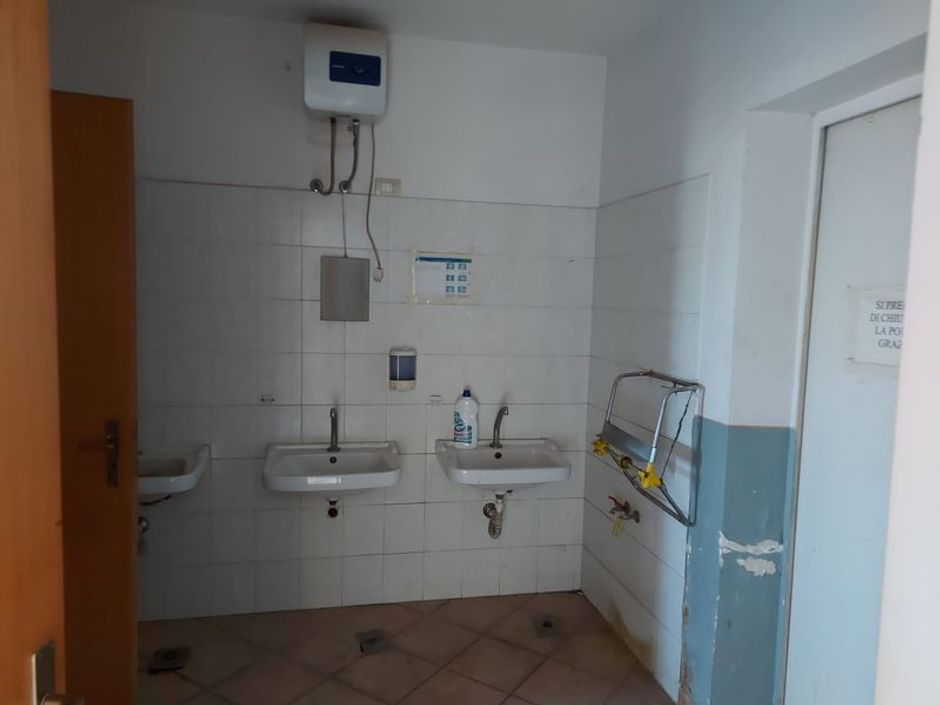 #11162 Compendio di 3 capannoni (A-B-C) con uffici e terreni attigui in vendita - foto 16