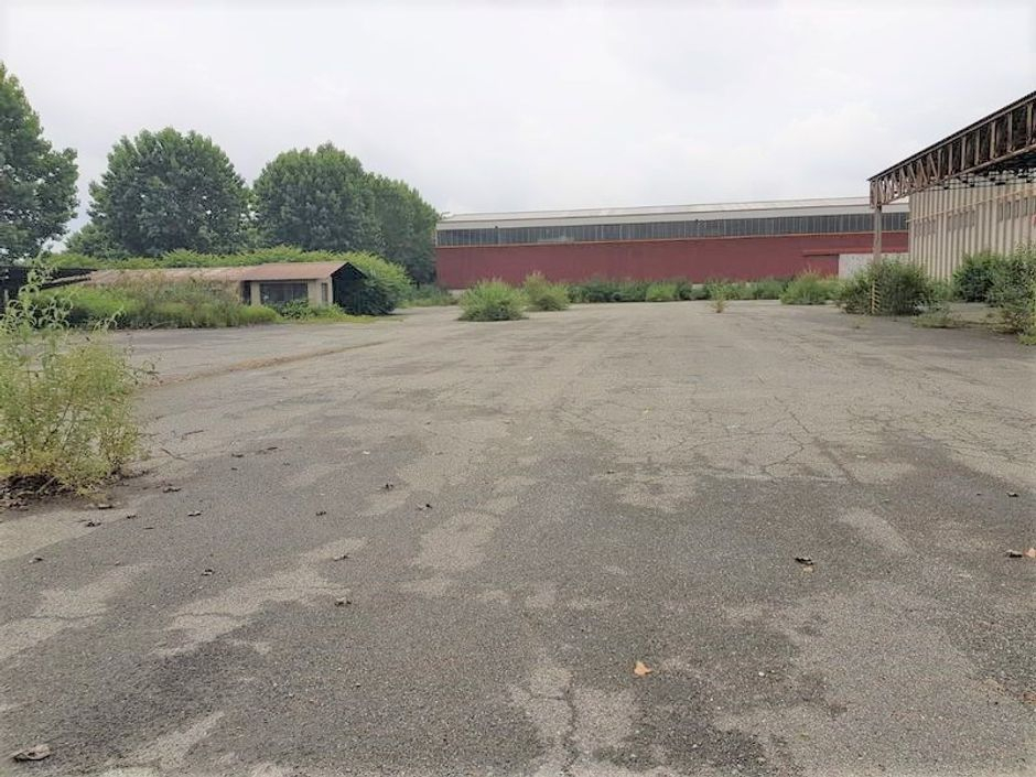 #11182 Complesso immobiliare con capannoni, palazzina uffici e servizi in vendita - foto 3