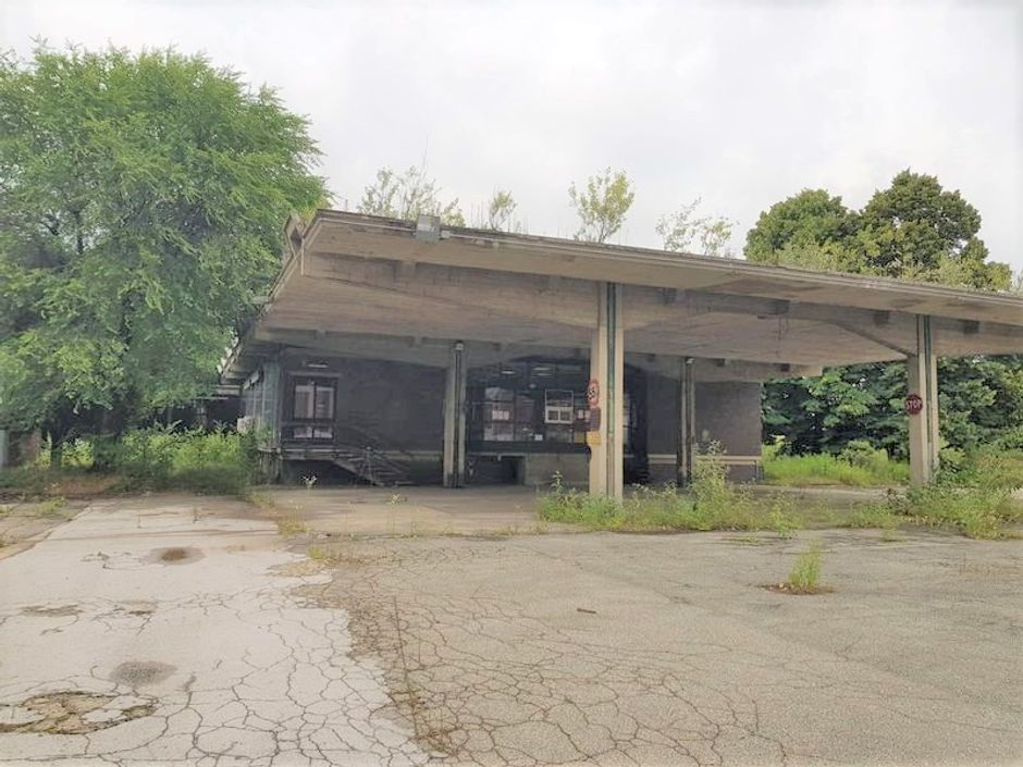 #11182 Complesso immobiliare con capannoni, palazzina uffici e servizi in vendita - foto 12