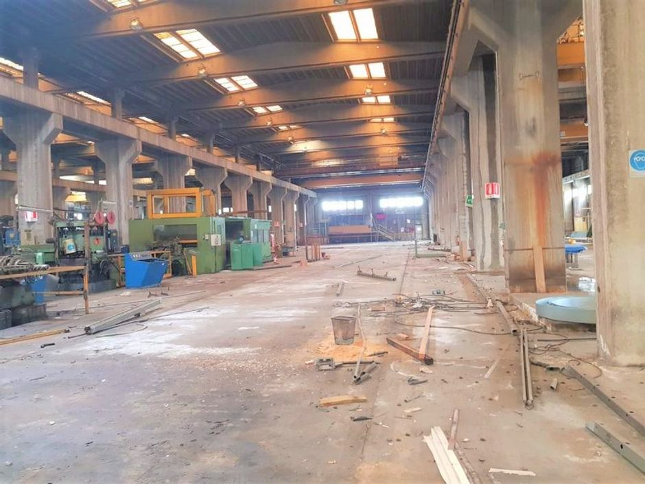 #11182 Complesso immobiliare con capannoni, palazzina uffici e servizi in vendita - foto 19