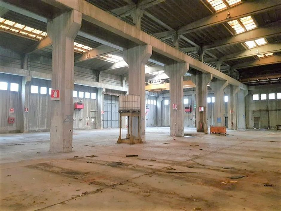 #11182 Complesso immobiliare con capannoni, palazzina uffici e servizi in vendita - foto 20