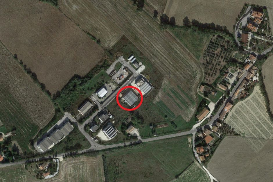#11216 Capannone con appartamento in vendita - foto 1