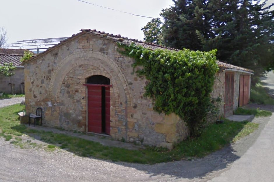 #11223 Magazzino a ricovero mezzi in vendita - foto 1
