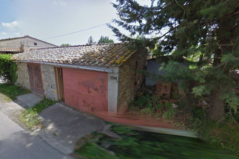#11223 Magazzino a ricovero mezzi in vendita - foto 2