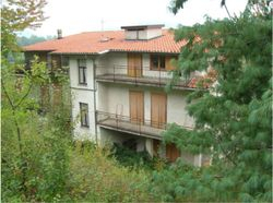 Vendesi fabbricato cielo-terra zona sciistica - Lotto 11296 (Asta 11296)