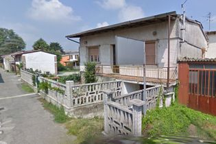 Capannoni artigianali in vendita