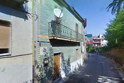 Terraced house on levels - Lot 11406 (Auction 11406)