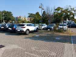 uncovered parking spaces - Lot 11453 (Auction 11453)