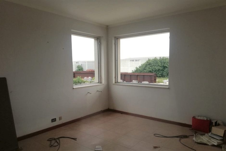 #11525 Opificio con palazzina uffici e corte esclusiva in vendita - foto 11