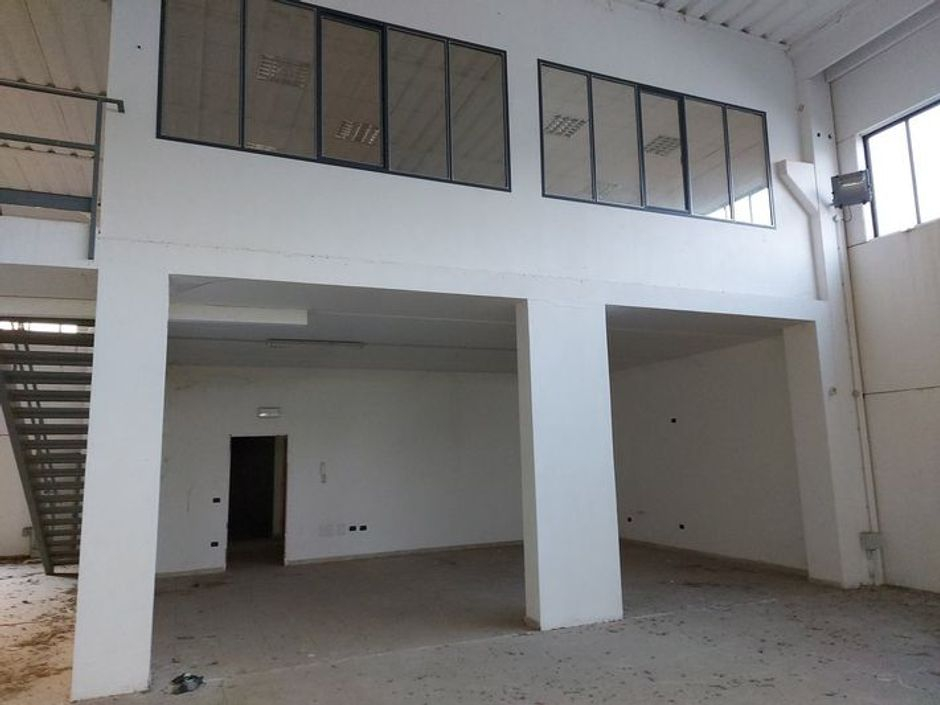 #11624 Porzione di capannone produttivo/artigianale in vendita - foto 4
