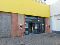Portion of commercial shed with income - Lote 11711 (Subasta 11711)