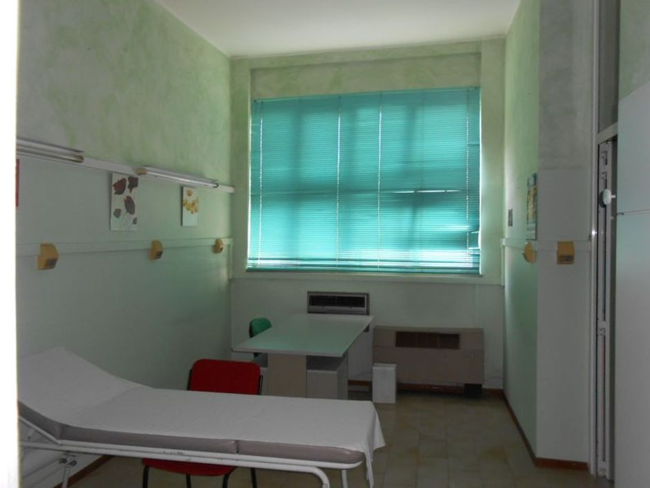 #11735 Laboratorio medico con magazzini in vendita - foto 6