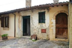 Portion of a collaborating building to be restored - Lote 11739 (Subasta 11739)