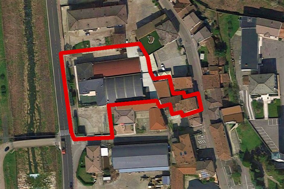 #11793 Magazzini e negozio in complesso commerciale in vendita - foto 10