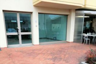 Immobili commerciali in vendita